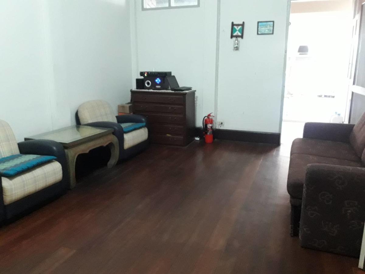 Coc Guest House & Hostel Чиангмай Екстериор снимка