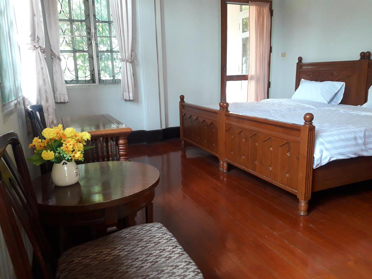 Coc Guest House & Hostel Чиангмай Екстериор снимка