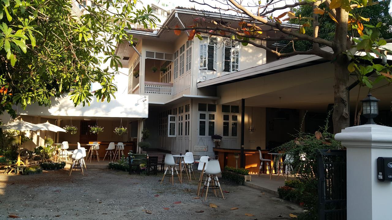 Coc Guest House & Hostel Чиангмай Екстериор снимка