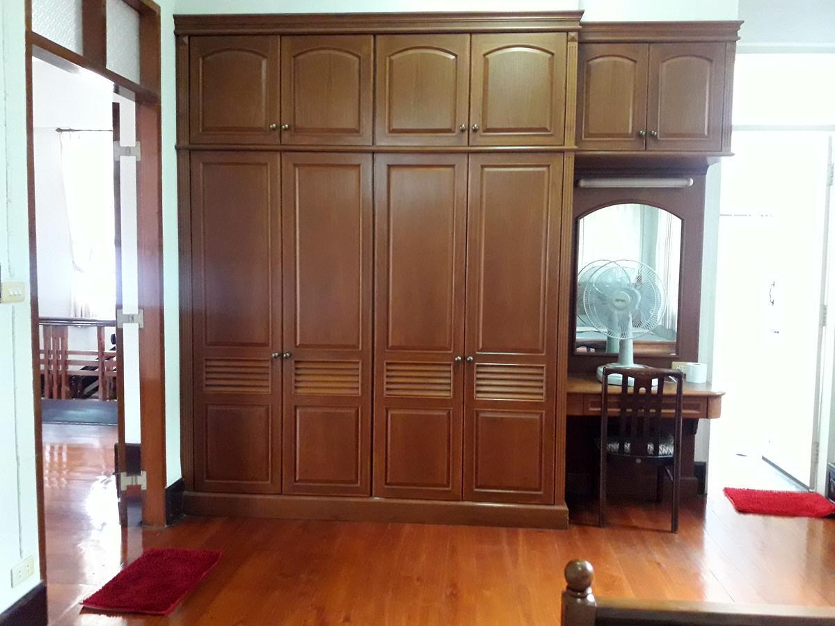 Coc Guest House & Hostel Чиангмай Екстериор снимка