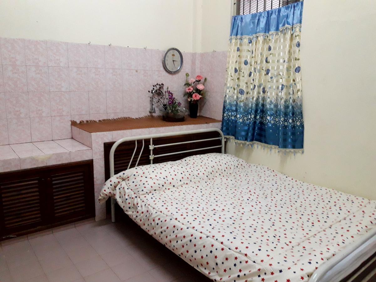 Coc Guest House & Hostel Чиангмай Екстериор снимка