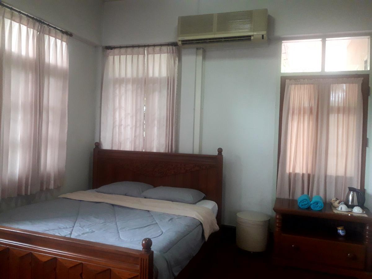 Coc Guest House & Hostel Чиангмай Екстериор снимка